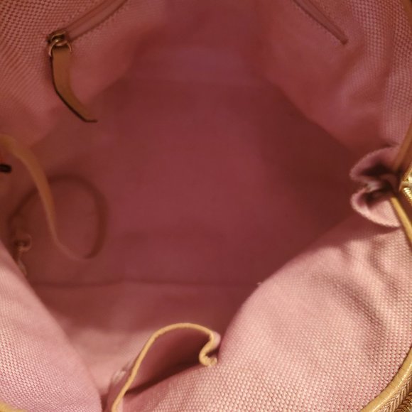 Dooney&Bourke - Picture 2 of 4